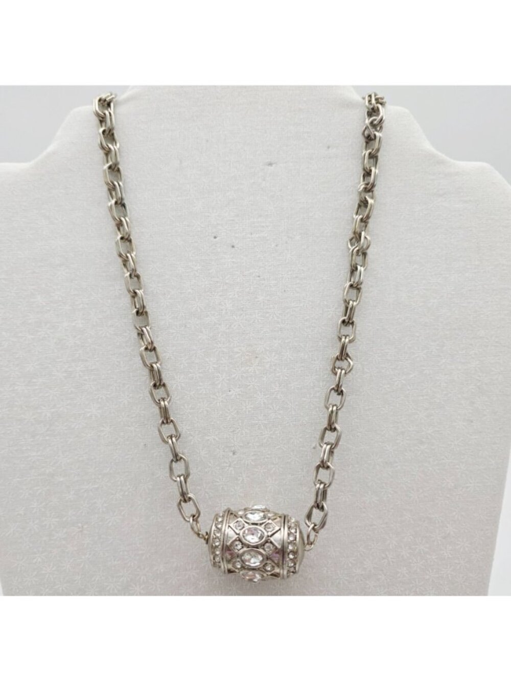 Ann Taylor Silver-Tone Necklace Rhinestone-Encrusted Barrel Pendant 16" Drop - Picture 2 of 9